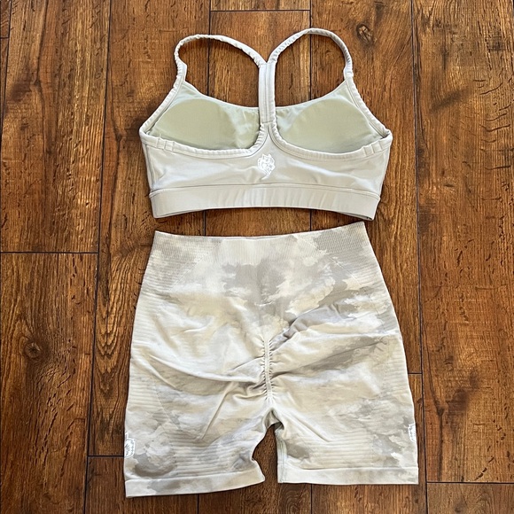 DARC Sport Wolves Set - Picture 2 of 4